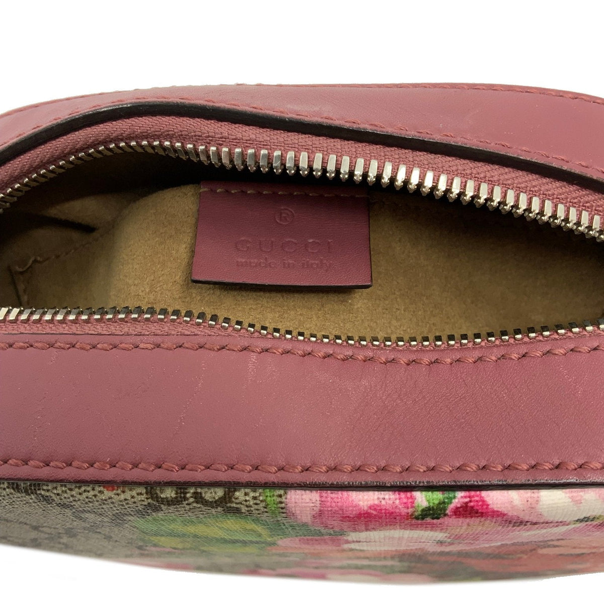 Gucci Blooms GG Supreme Mini Chain Crossbody Bag