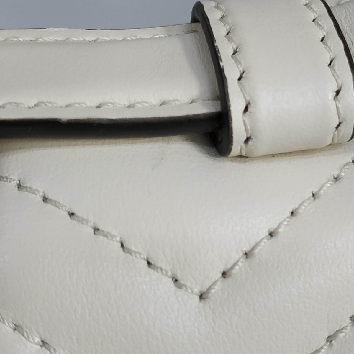 GG Marmont Mini Top Handle Bag