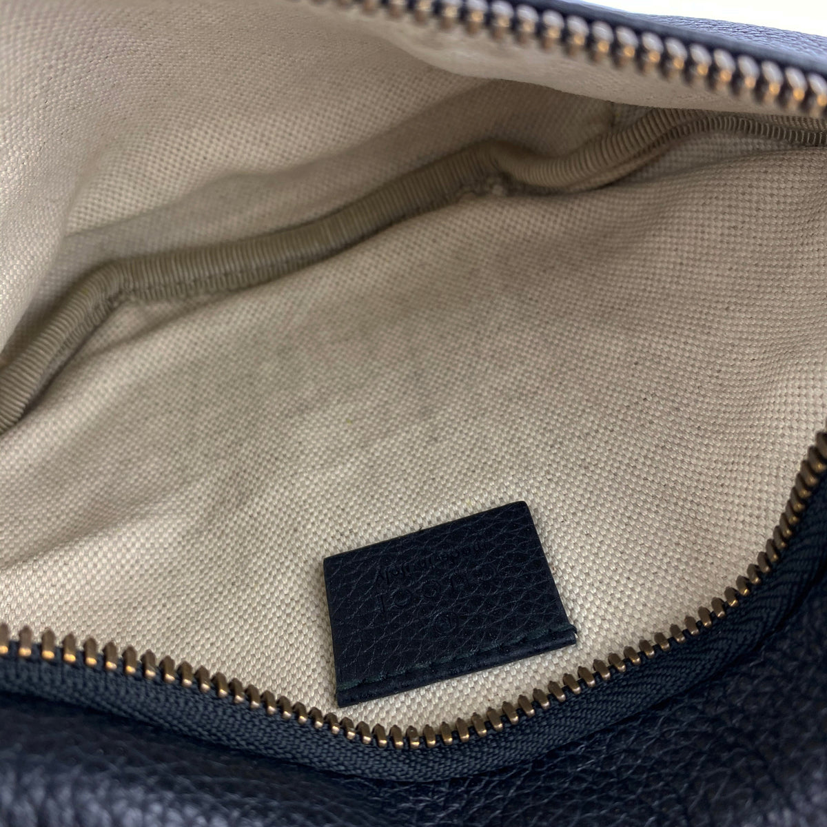Gucci Black Print Leather Belt Bag