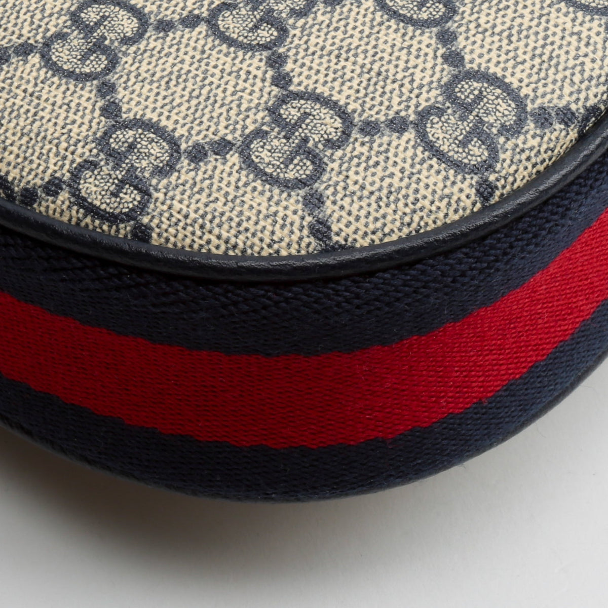 GUCCI Attache Small Shoulder Bag