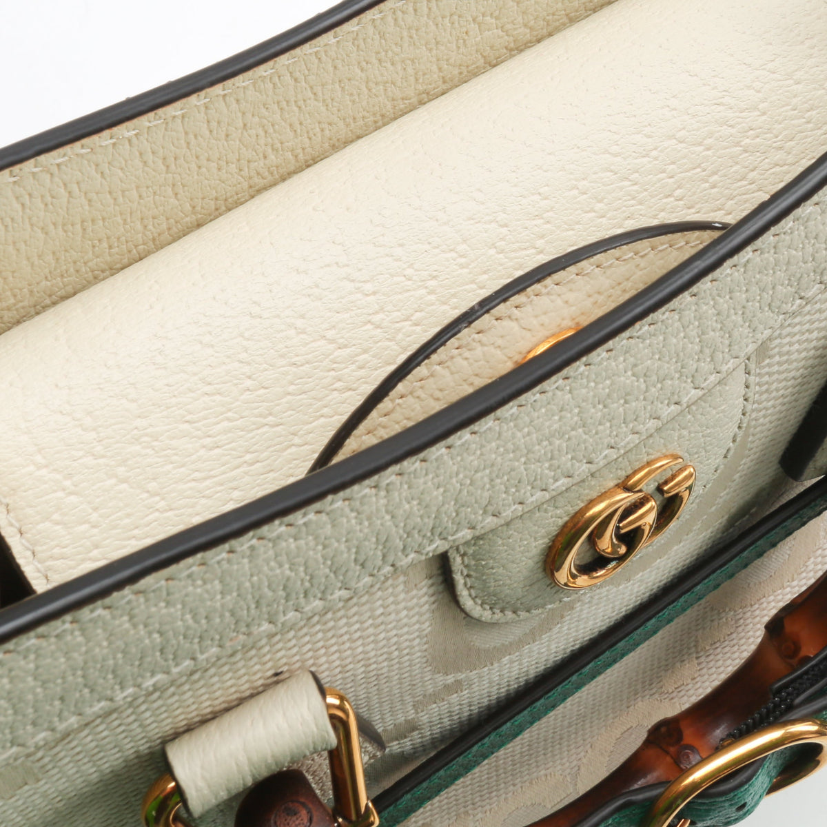 GUCCI GG Jumbo Small Diana Tote - Off White