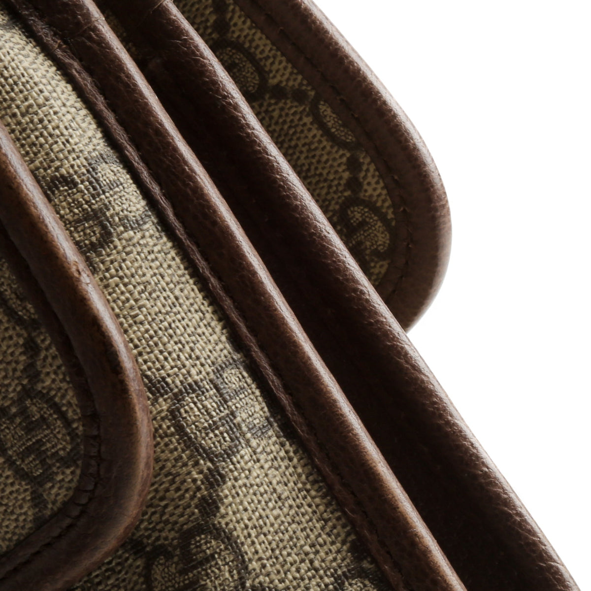 GUCCI Neo Vintage Small Messenger Bag