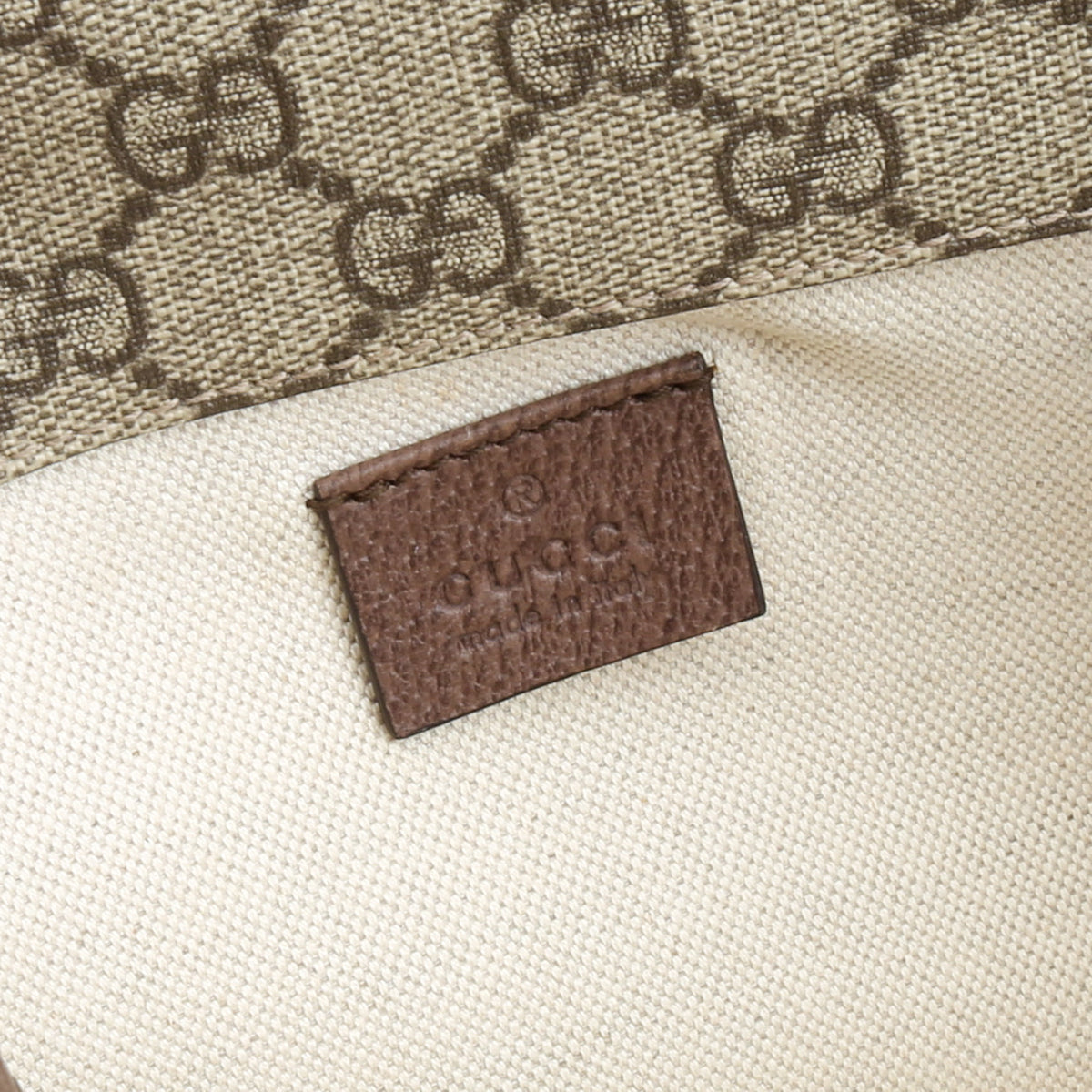 GUCCI Neo Vintage Small Messenger Bag