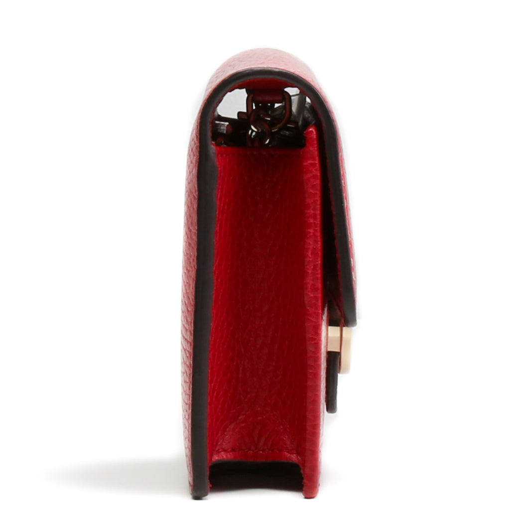 GUCCI Icon Interlocking G Wallet on Chain - Red