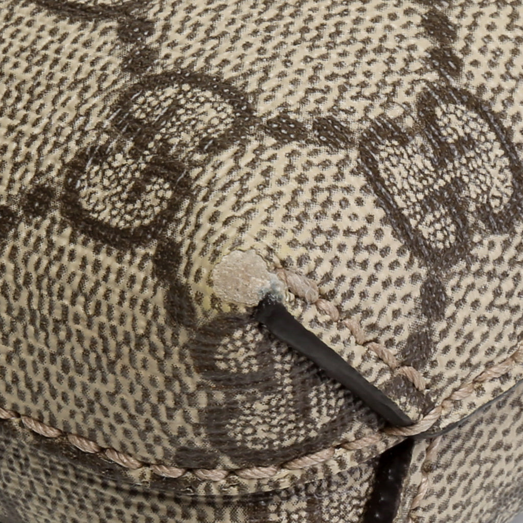 GUCCI GG Supreme Interlocking G Messenger Bag
