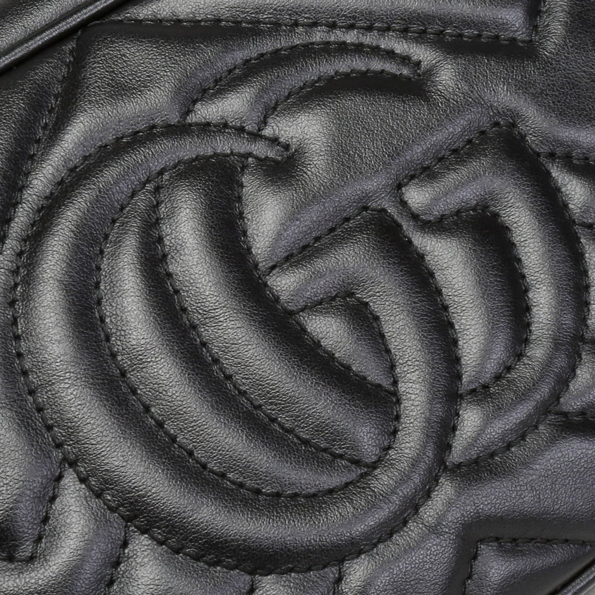 GUCCI GG Marmont Mini Shoulder Bag- Black