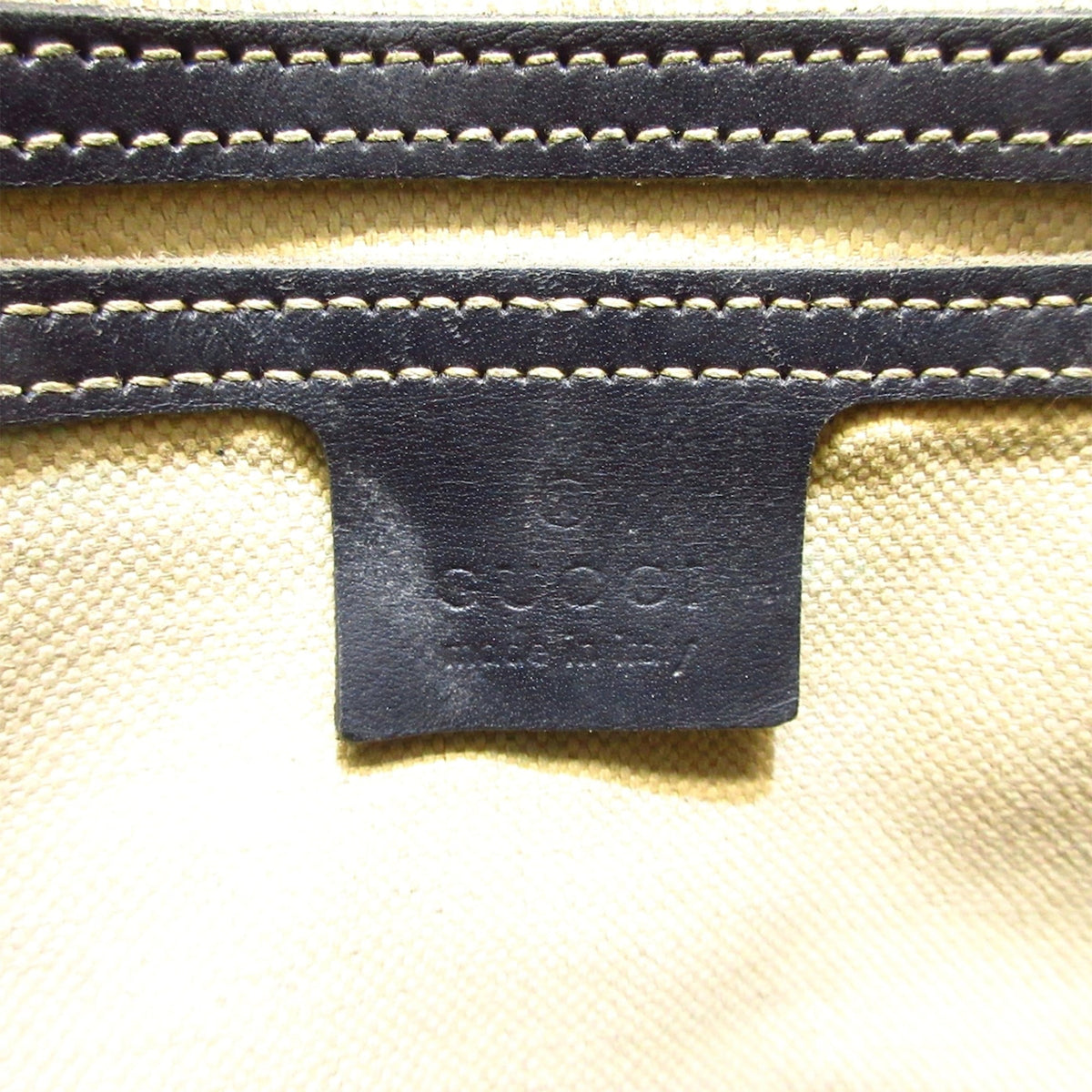 GUCCI GG Supreme Double Pocket Crossbody Crossbody Bag