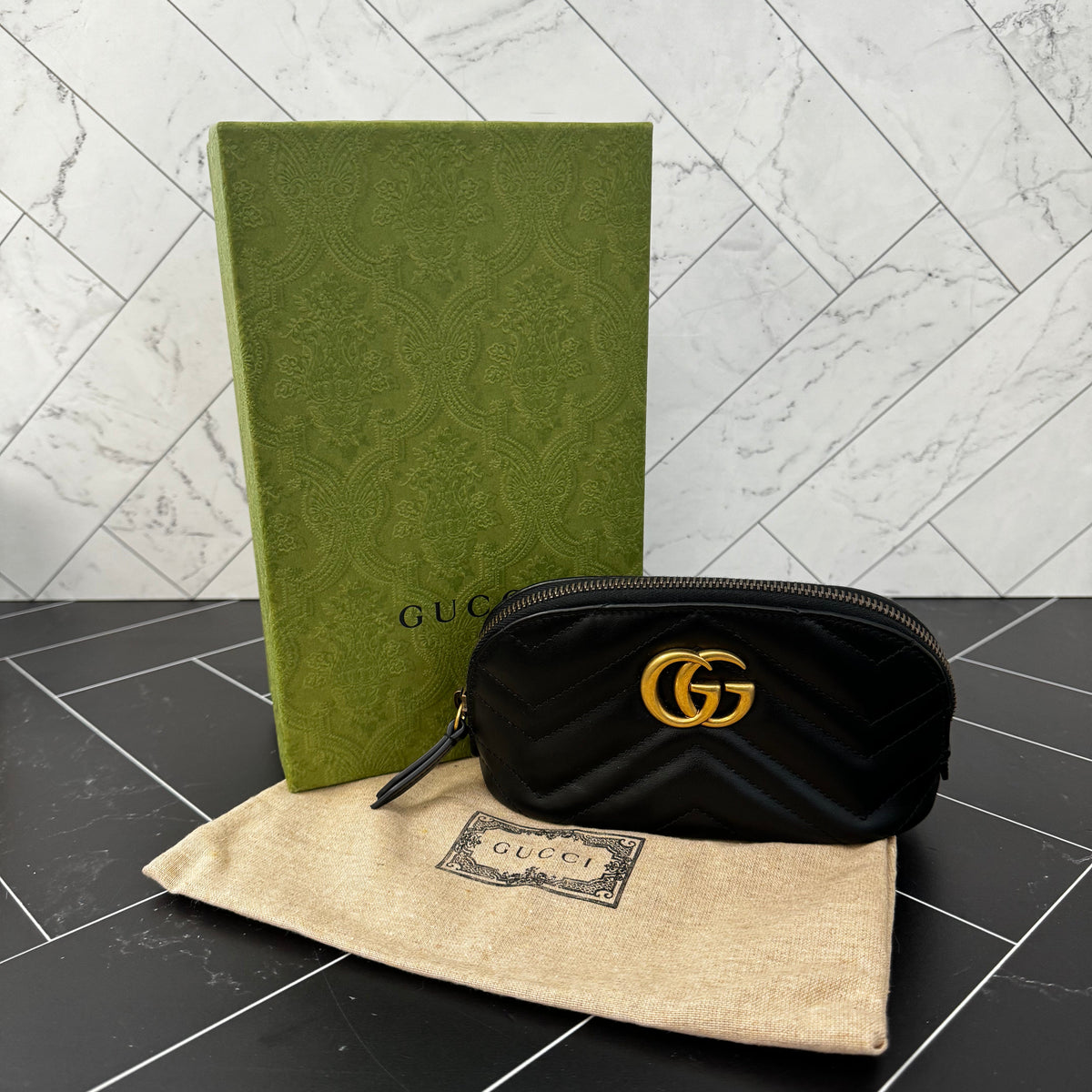 LIKE NEW Gucci Marmont Black Chevron Leather Cosmetics Pouch