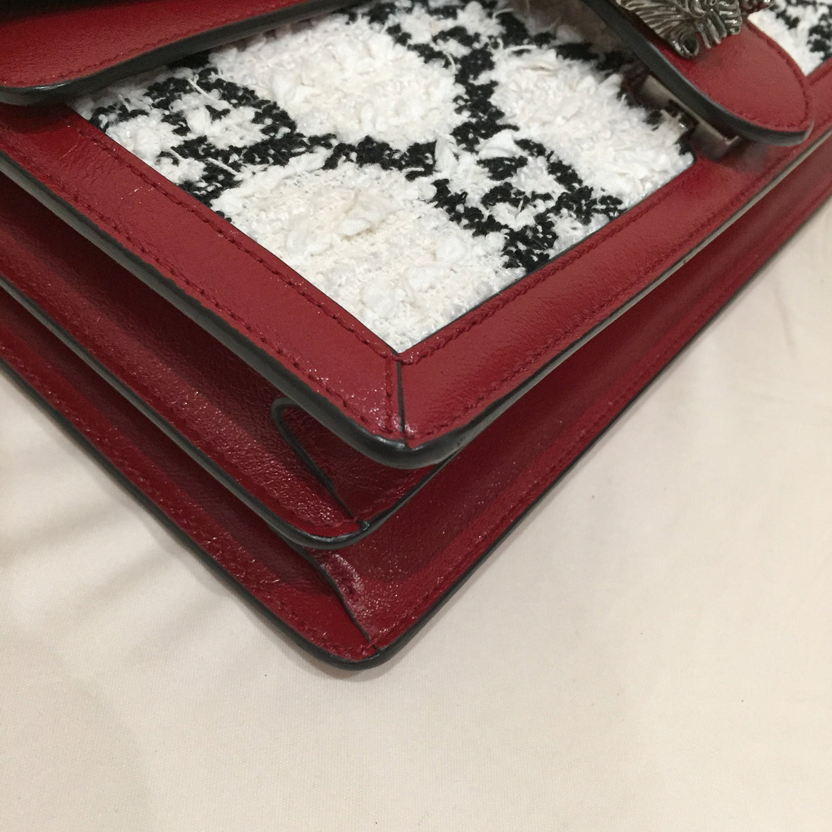 Gucci White Red Tweed Dionysus Medium Shoulder Bag Sku# 71955