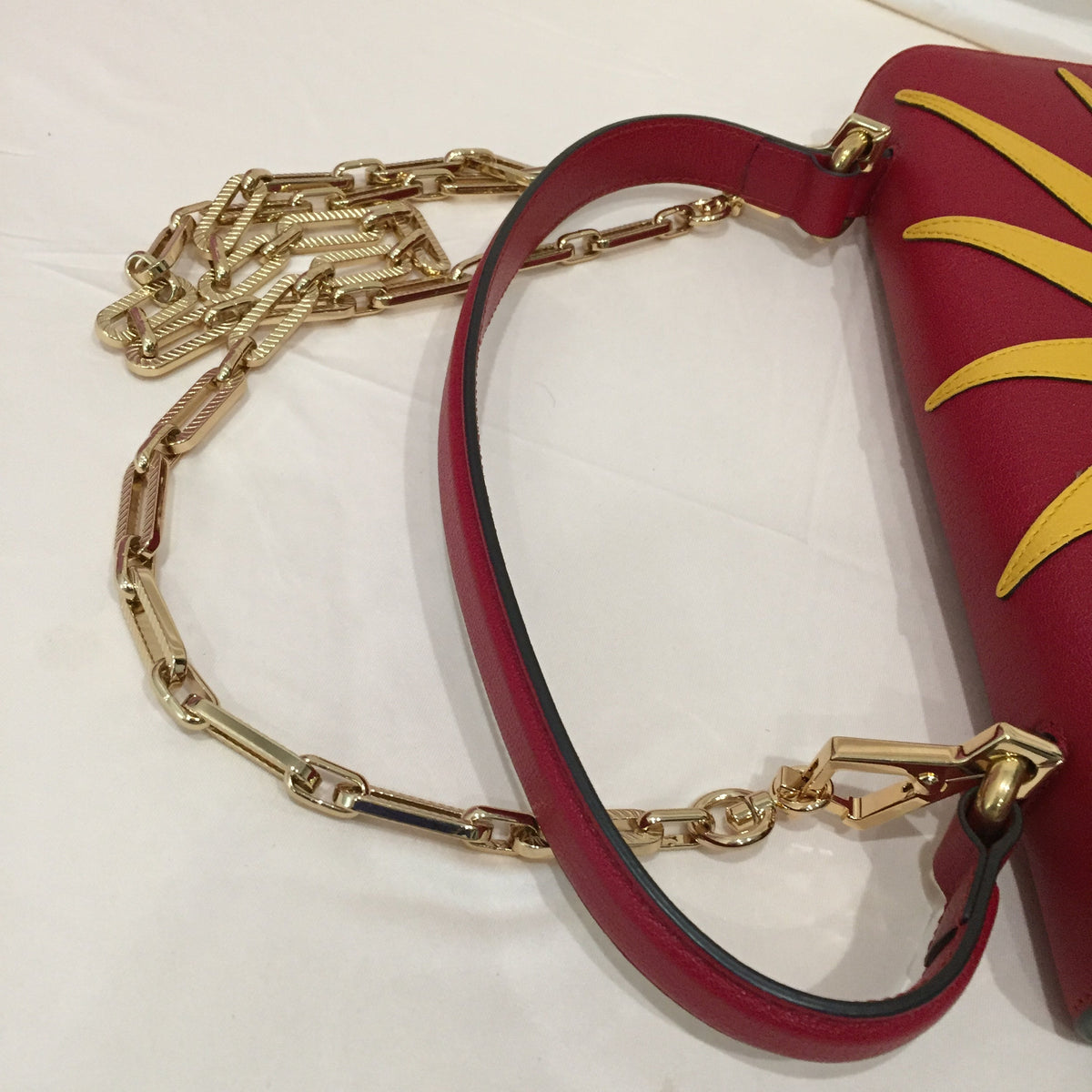 Gucci Red Leather Top Handle Flap Osiride Shoulder Bag Sku# 72109
