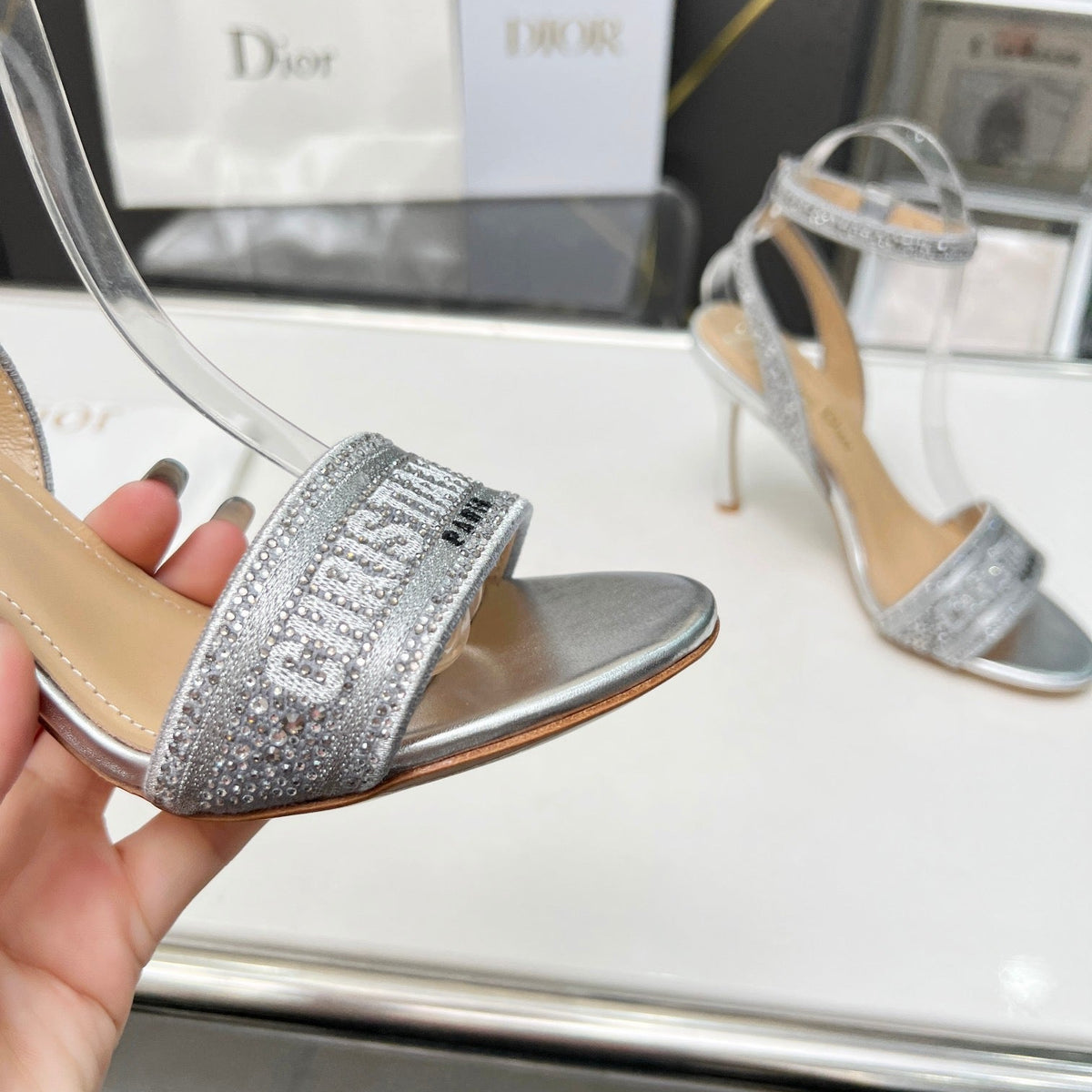 SE1106 DR Dway Heeled Sandal /  Size5-10