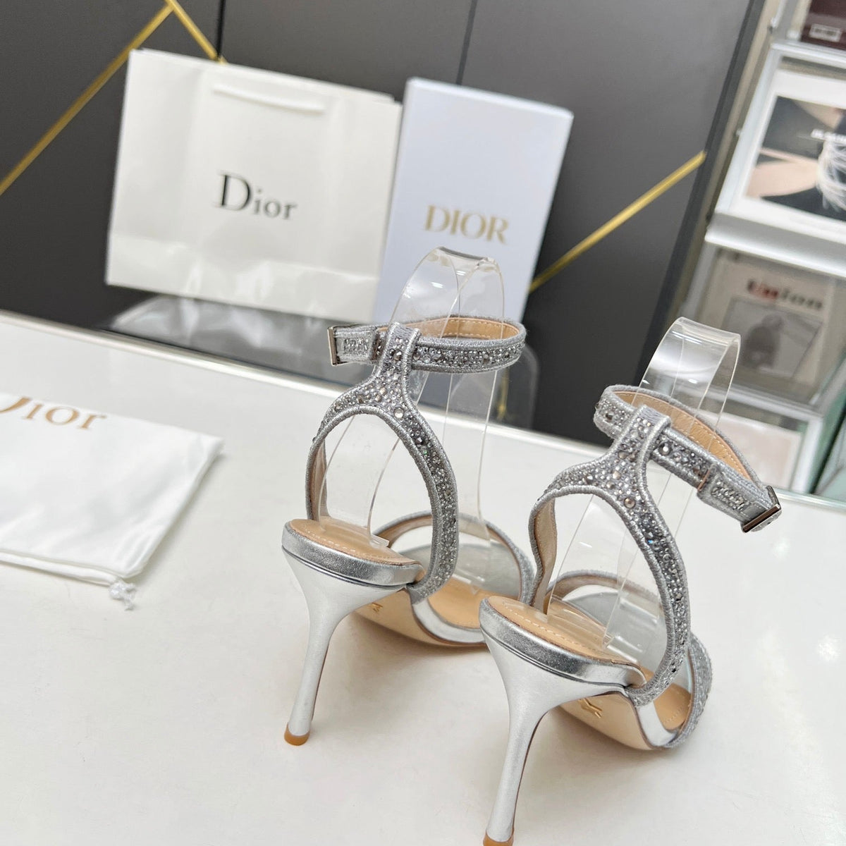SE1106 DR Dway Heeled Sandal /  Size5-10