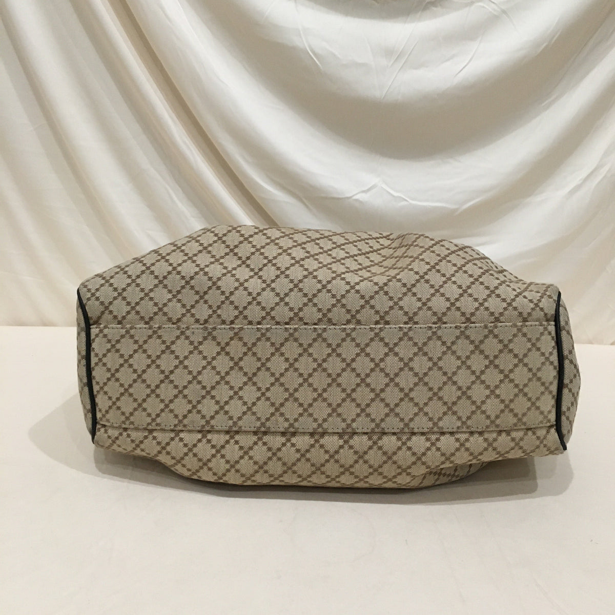 Gucci Beige Black Canvas Medium Diamante Sukey Tote Sku# 71192L