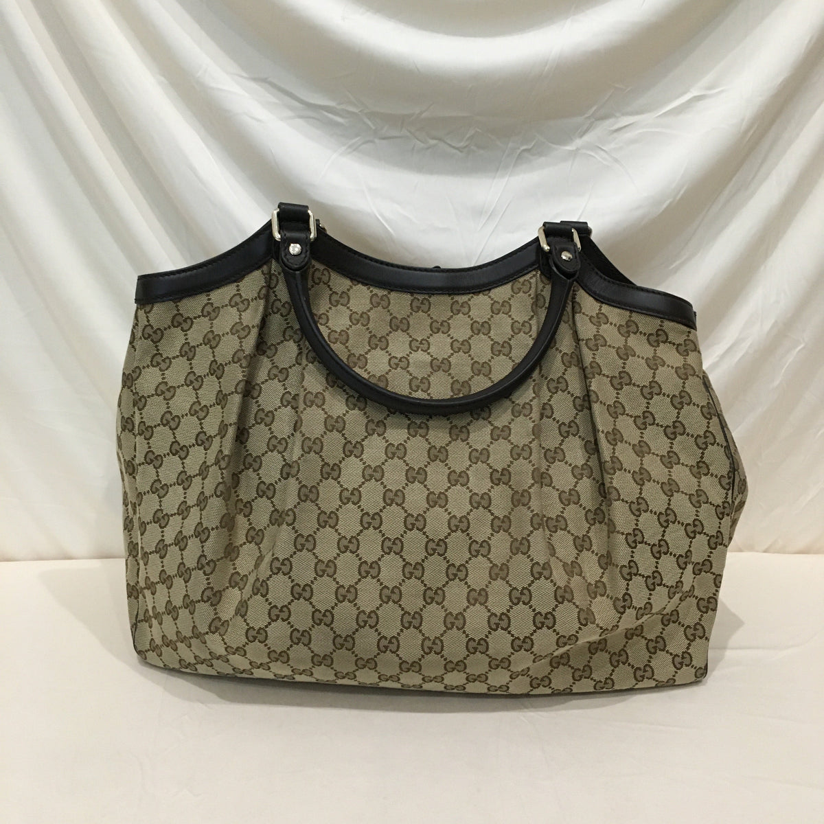 Gucci Brown GG Cavas Large Sukey Tote Sku# 71203