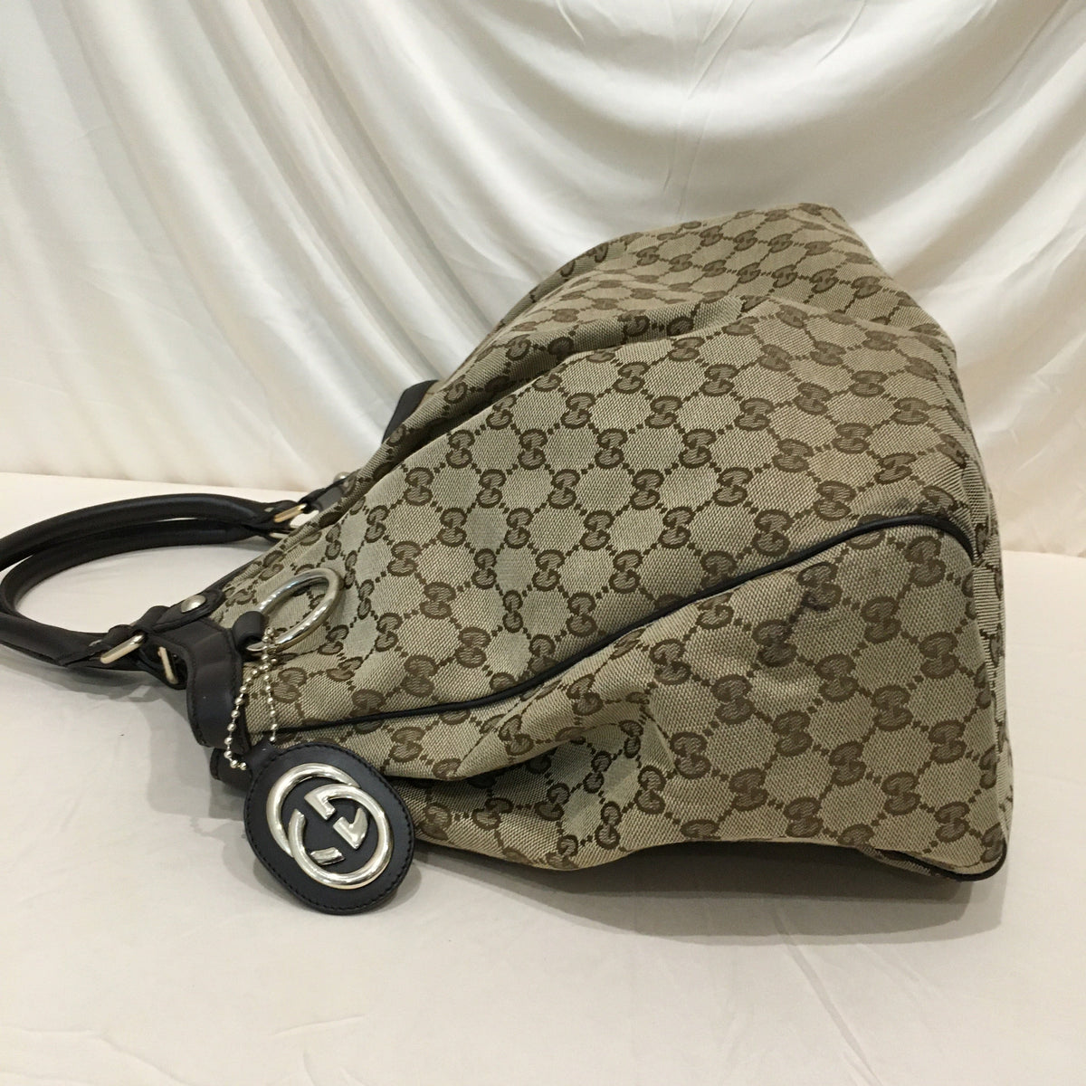 Gucci Brown GG Cavas Large Sukey Tote Sku# 71203