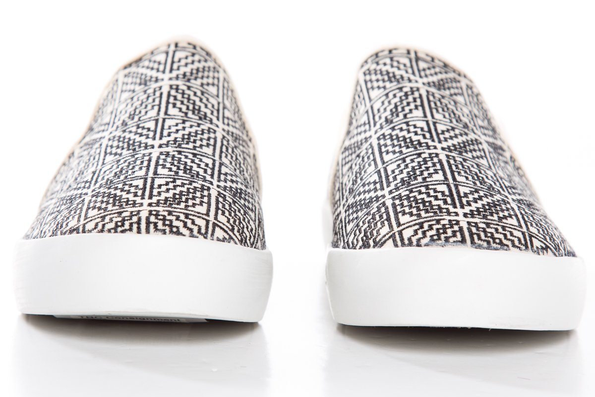 Joie Canvas Beige & Black Embroidered Sneakers SZ 40 Sale