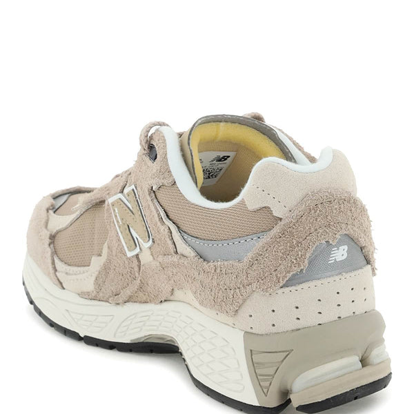 2002R SNEAKERS