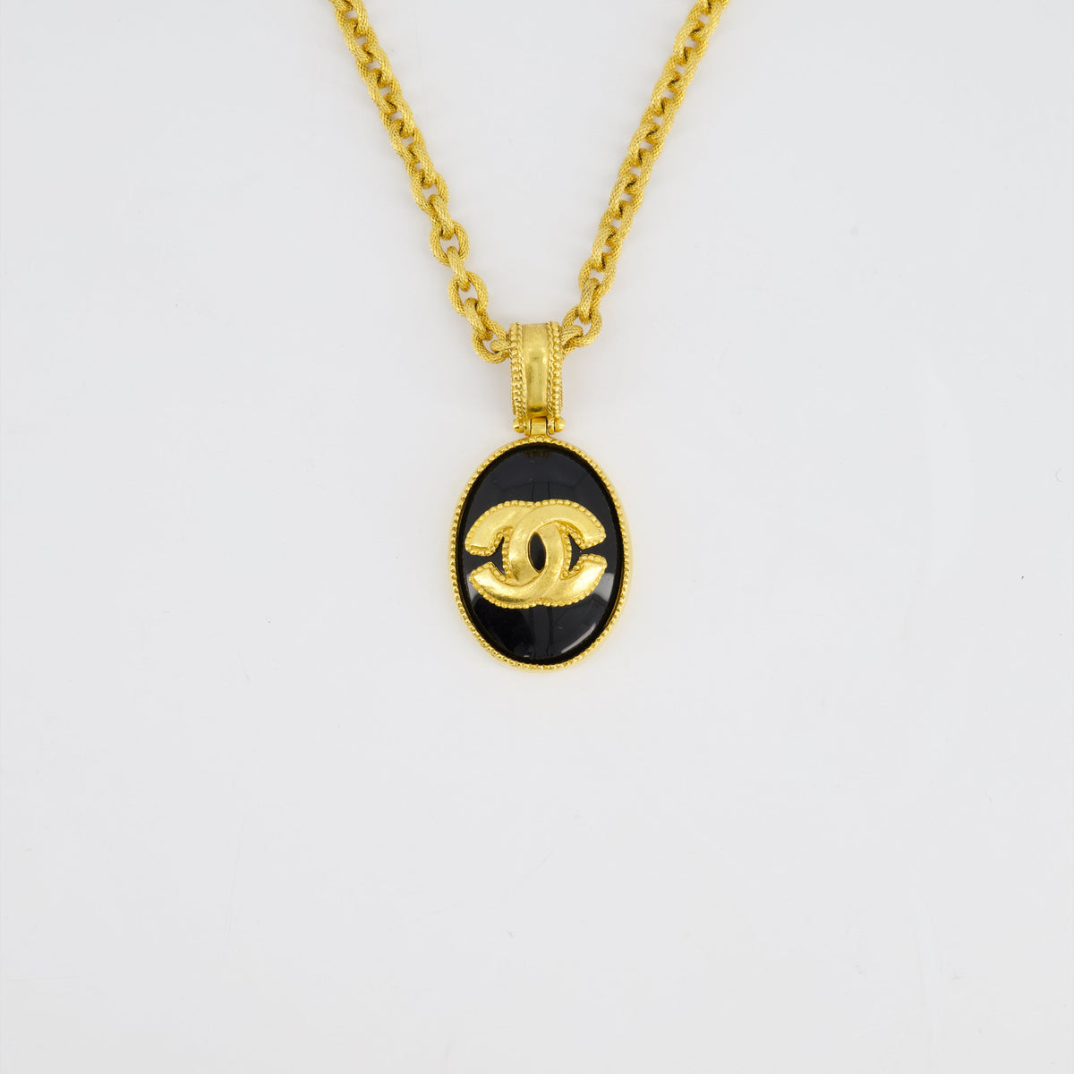 Chanel 96A Vintage Gold and Black Pendant Necklace With CC Detail
