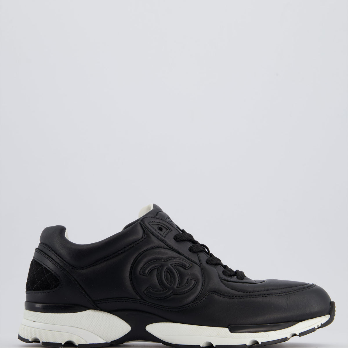Chanel Black & White Leather Sneakers With CC Logo Detail Size EU 42