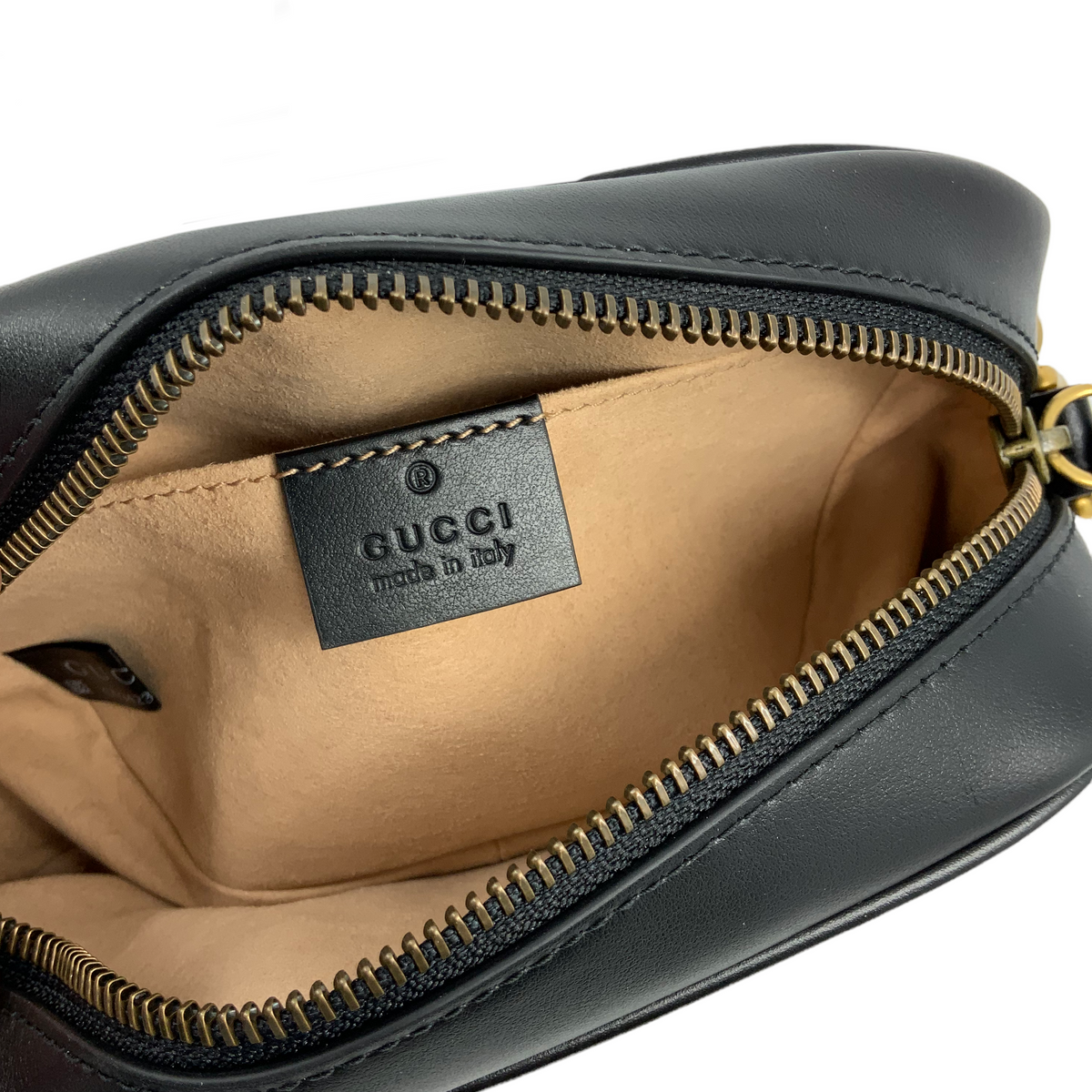 Gucci GG Marmont Mini Matelassé Crossbody Bag NEW