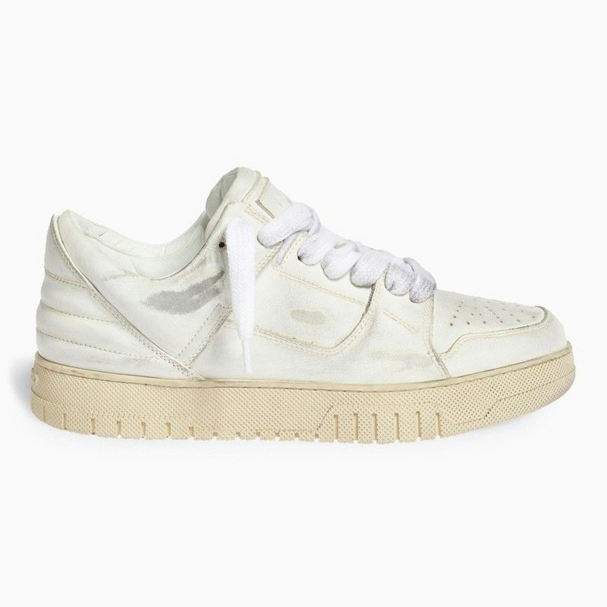 VINTAGE DIRTY WHITE SNEAKERS