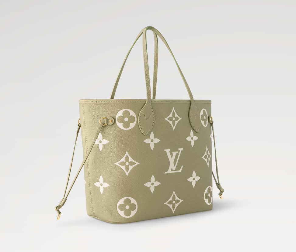 Chloe’s Picks Neverfull MM Tote Khaki Cream