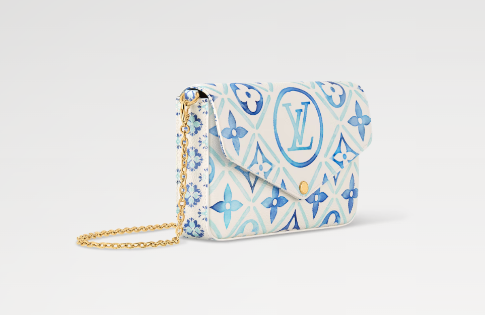 Chloe’s Picks Félicie Pochette Lagoon Blue