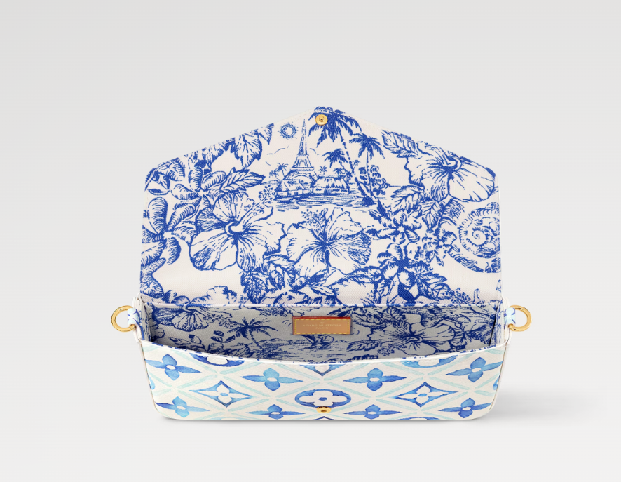 Chloe’s Picks Félicie Pochette Lagoon Blue