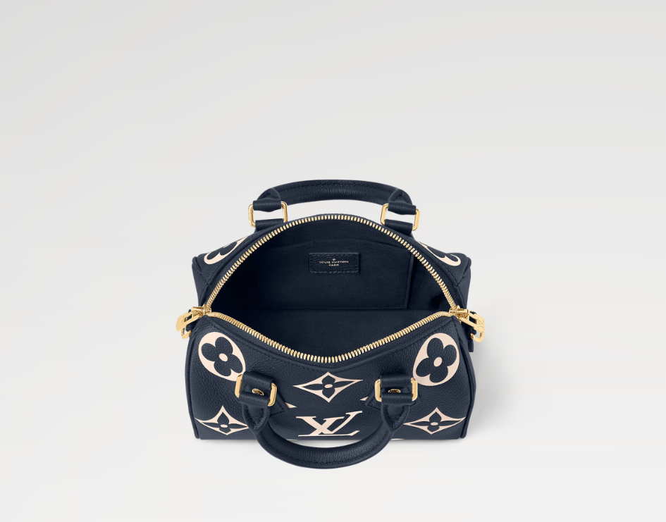 Chloe’s Picks Speedy Bandouliere 20 Navy / Crème