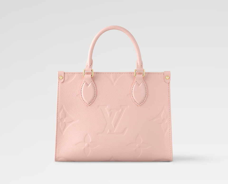 Chloe’s Picks Onthego PM Tote Pink Opale