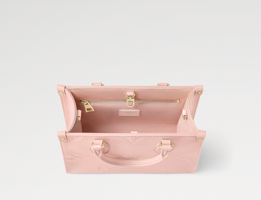 Chloe’s Picks Onthego PM Tote Pink Opale