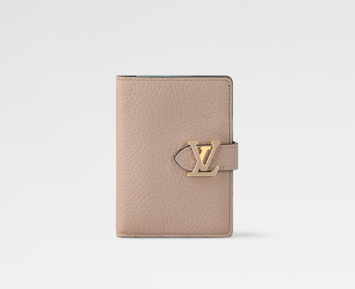 Chloe’s Picks Vertical Compact Wallet Galet