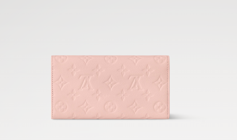 Chloe’s Picks SARAH WALLET Pink