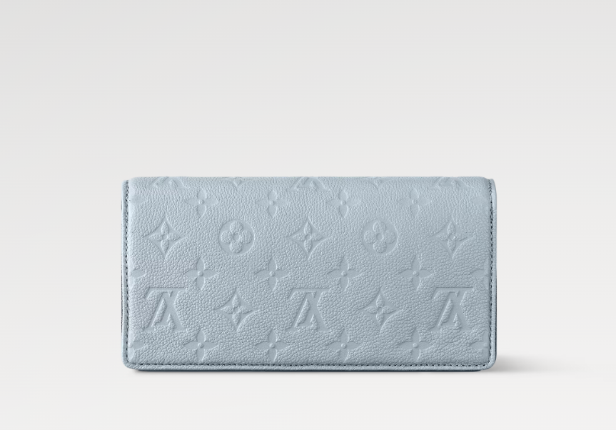 Chloe’s Picks Lily Wallet On Chain Blue