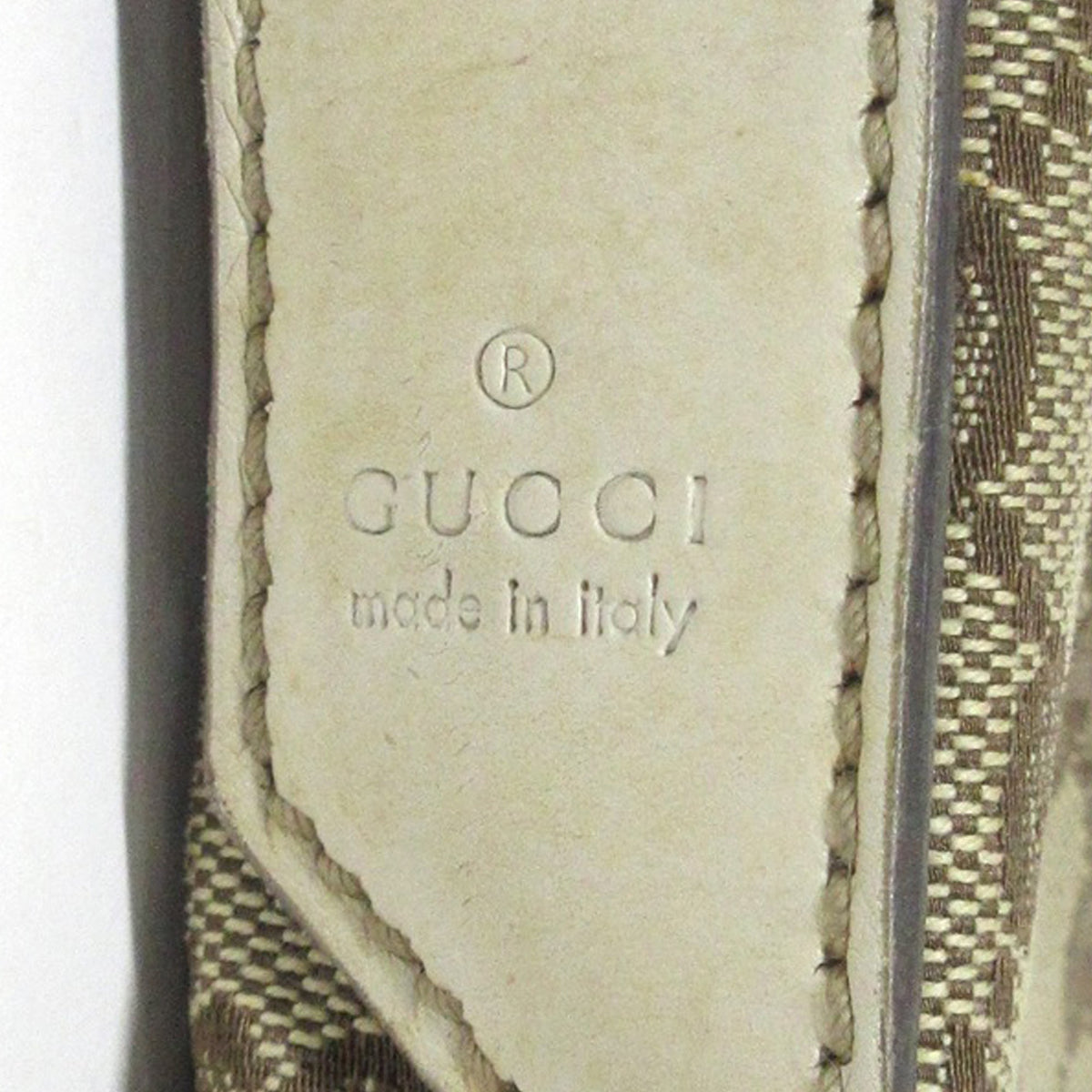GUCCI GG Canvas Crossbody Crossbody Bag