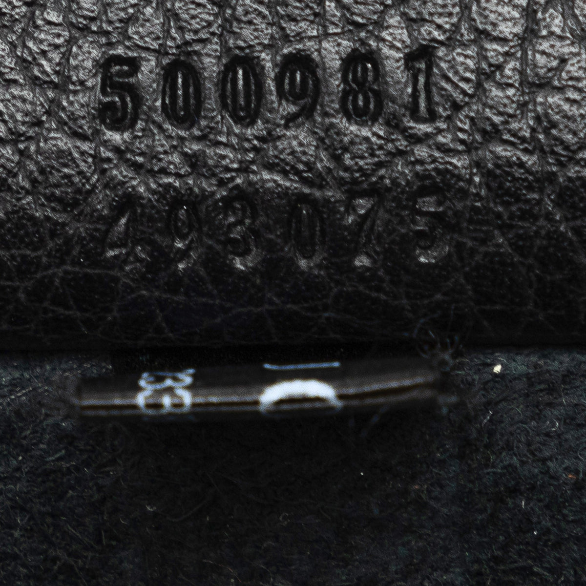 GUCCI Logo Leather Clutch Bag