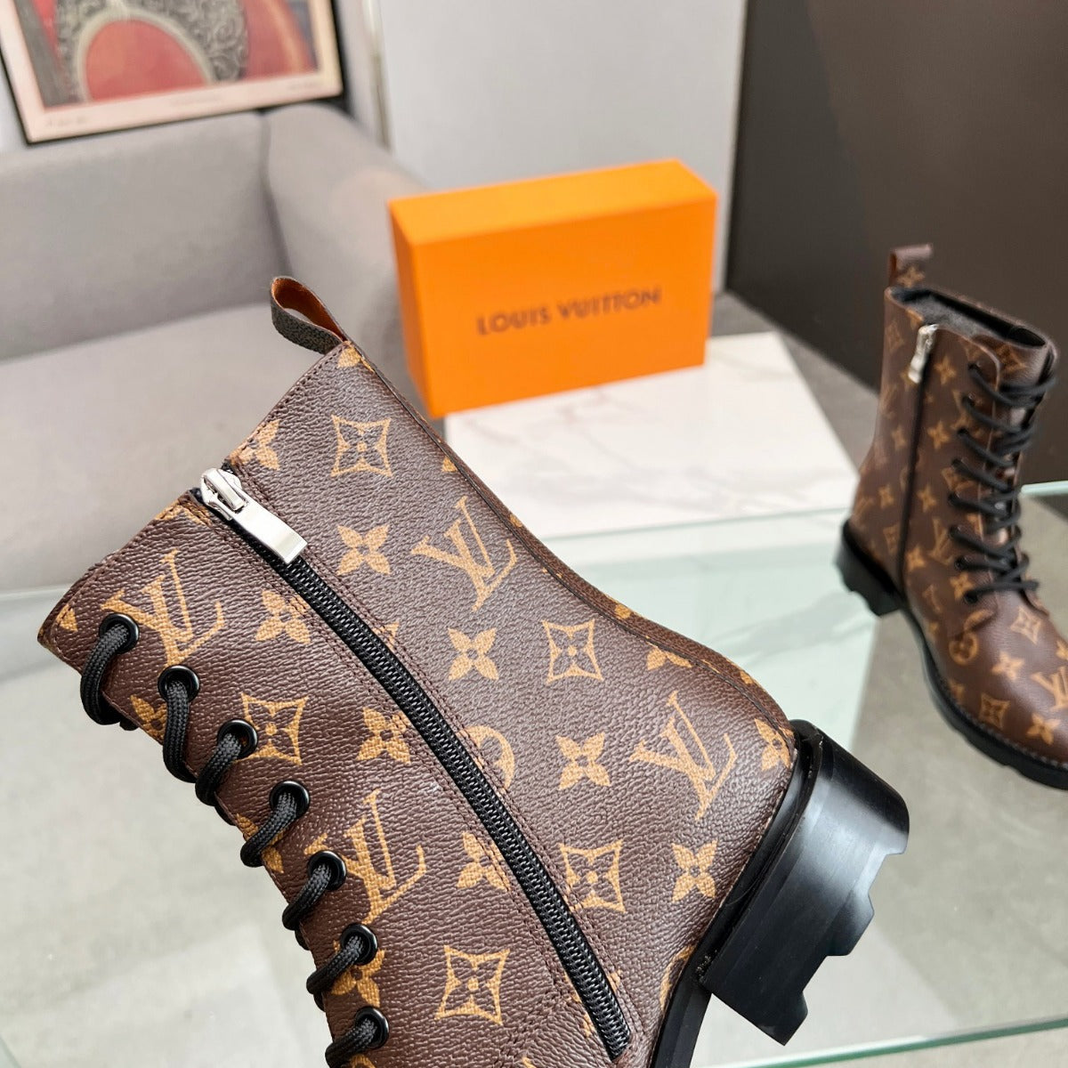 LV Women's Boots 202