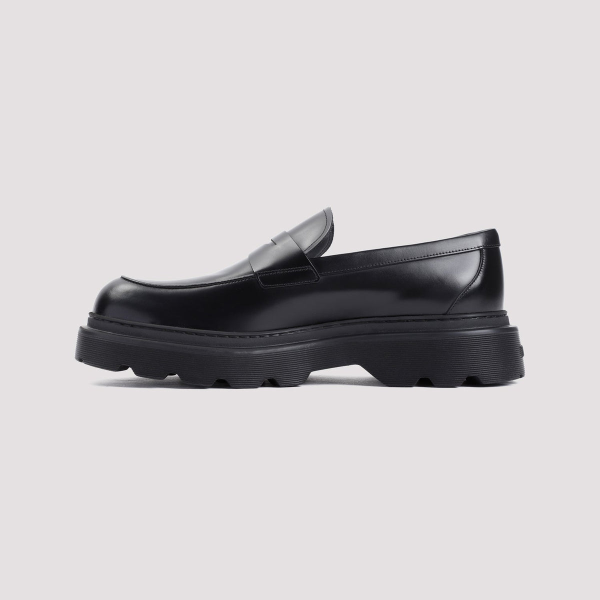 LEATHER LOAFERS