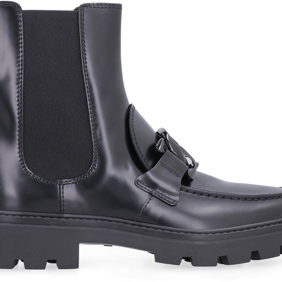 LEATHER CHELSEA BOOTS
