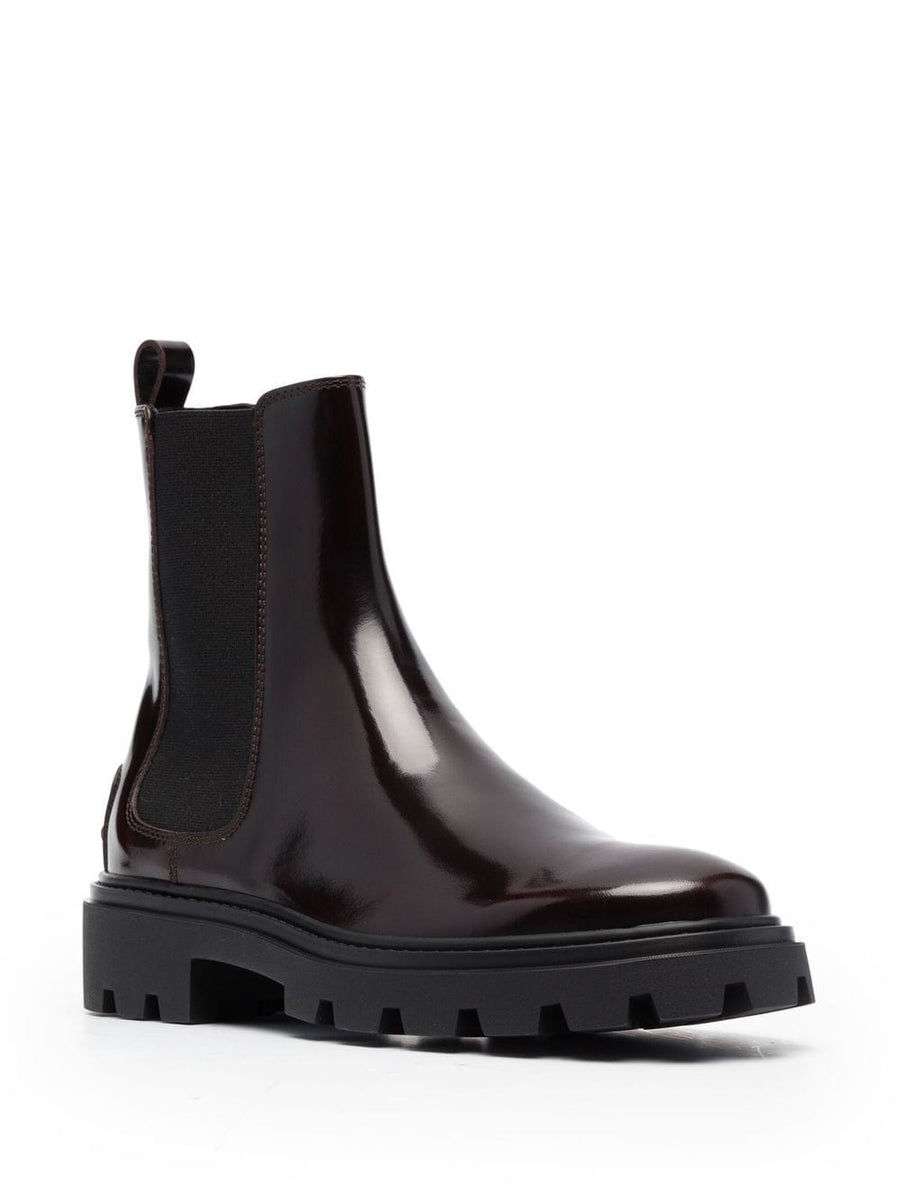 BUTTERY SOFT LEATHER CHELSEA BOOTS.