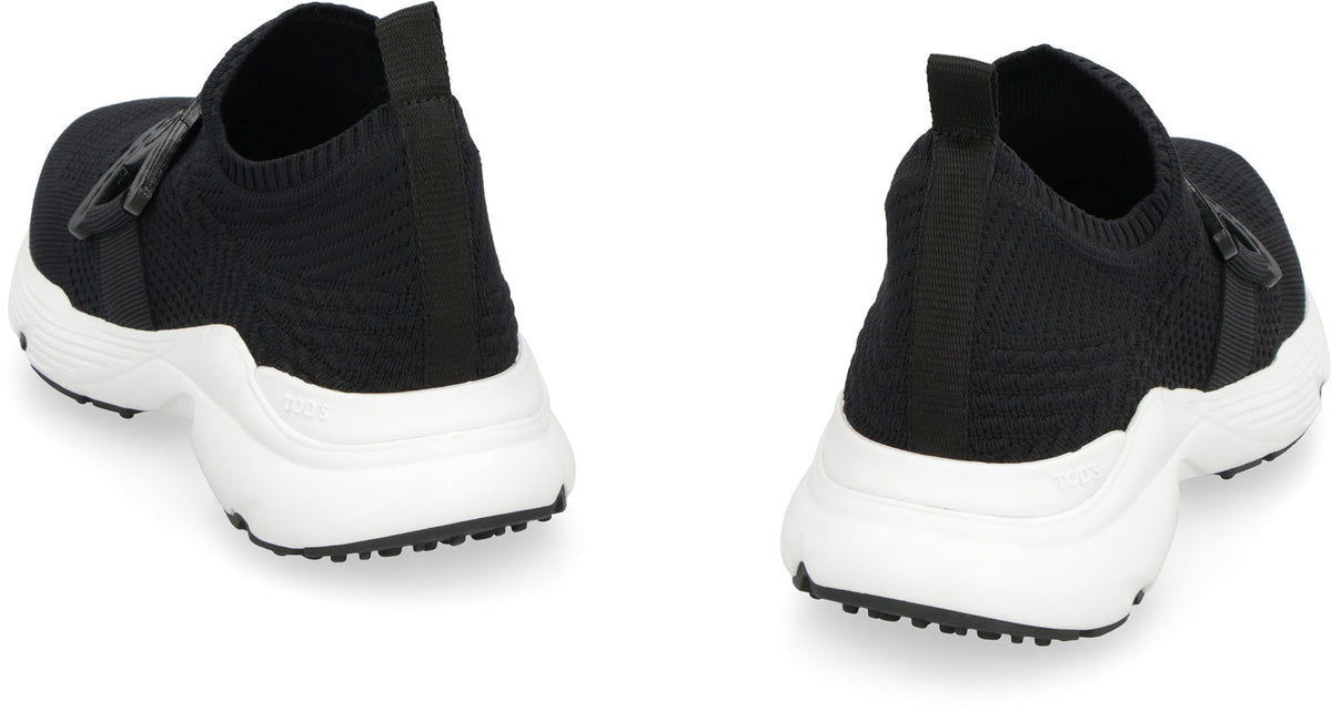 CHAIN LING DETAIL SLIP ON SNEAKERS