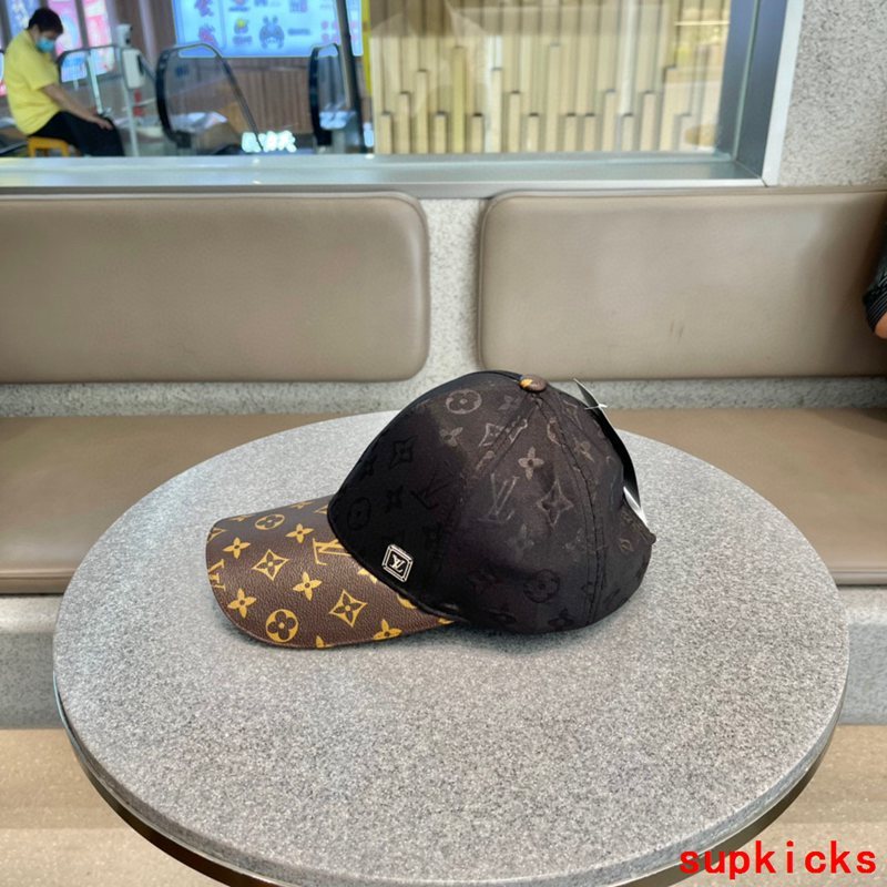 Louis Vuitton Luxury Cap