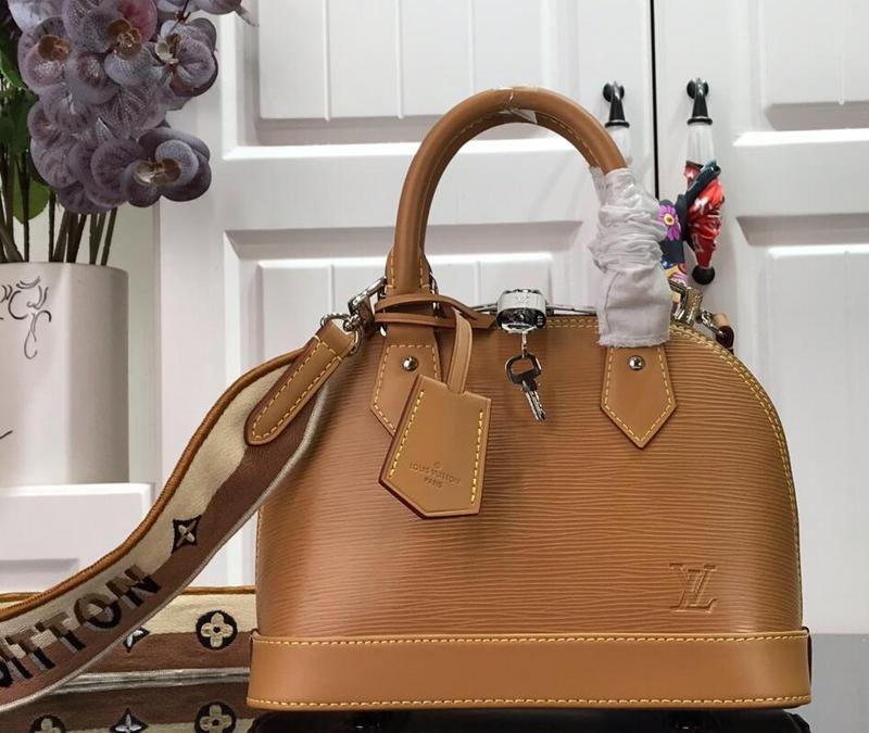 Chloe’s Picks - LOV Bags - 2435