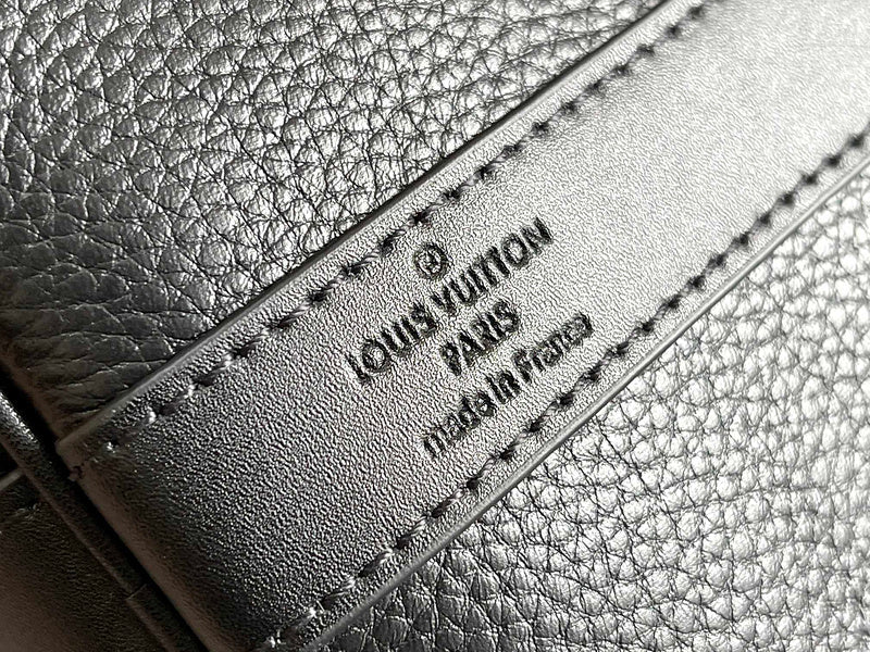 I W Fashion Lu-Vi bags - 17215