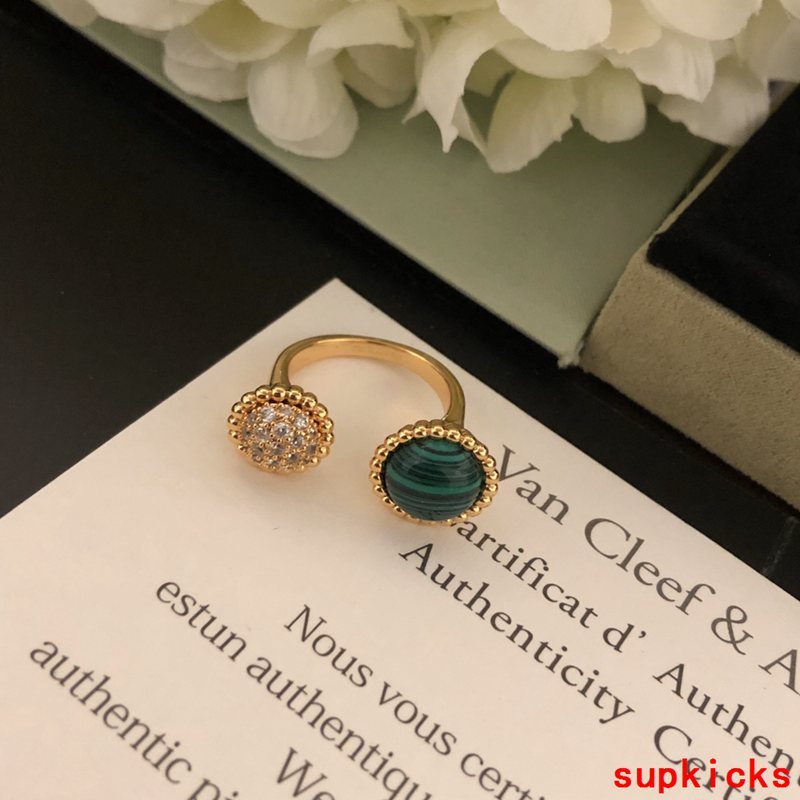 Van Cleef & Arples Jewelry