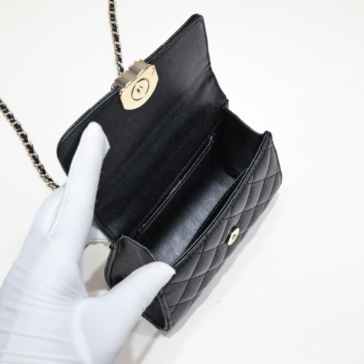 Elite Carryalls
