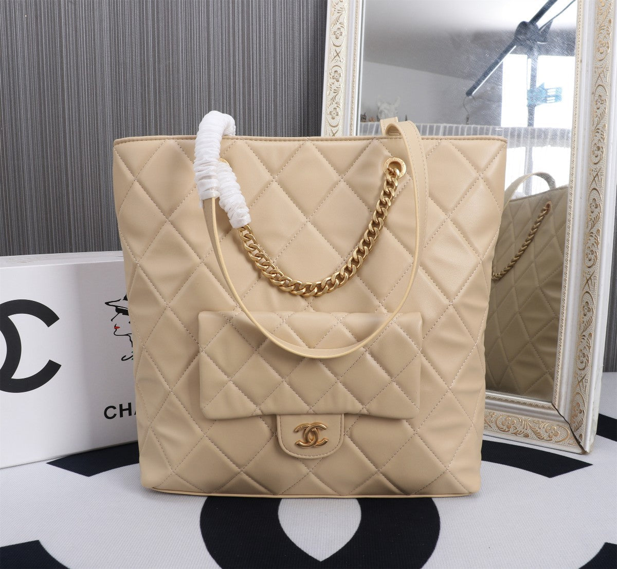 Elite Carryalls