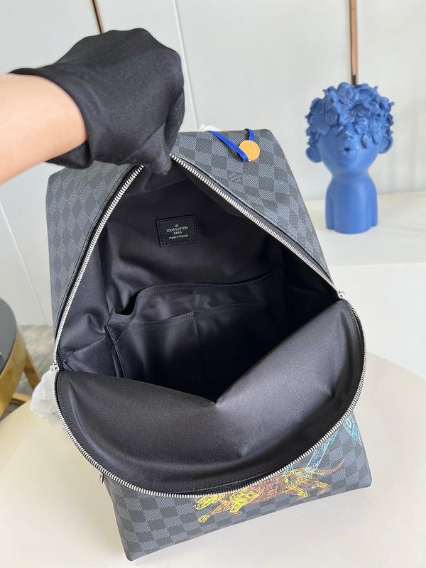 I W Fashion Lu-Vi Bags - 16849