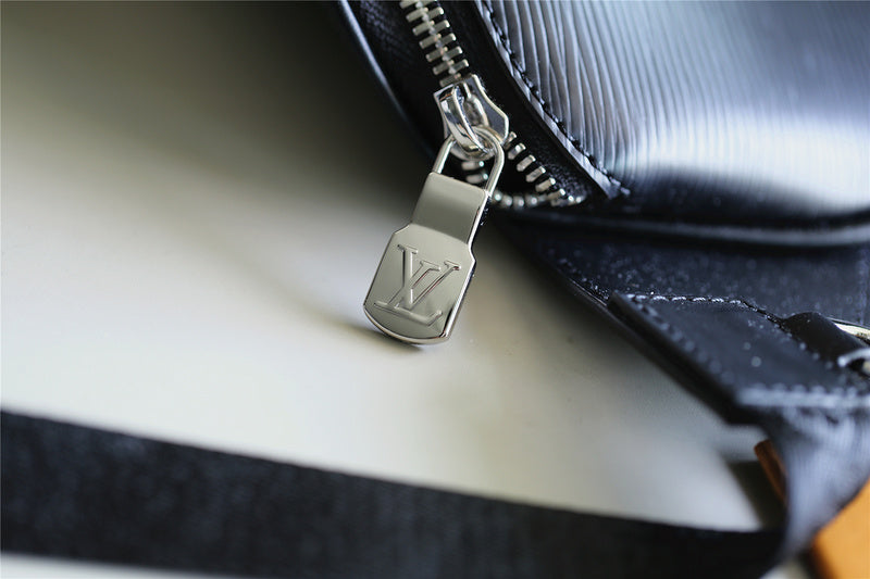 I W Fashion Lu-Vi bags - 10364