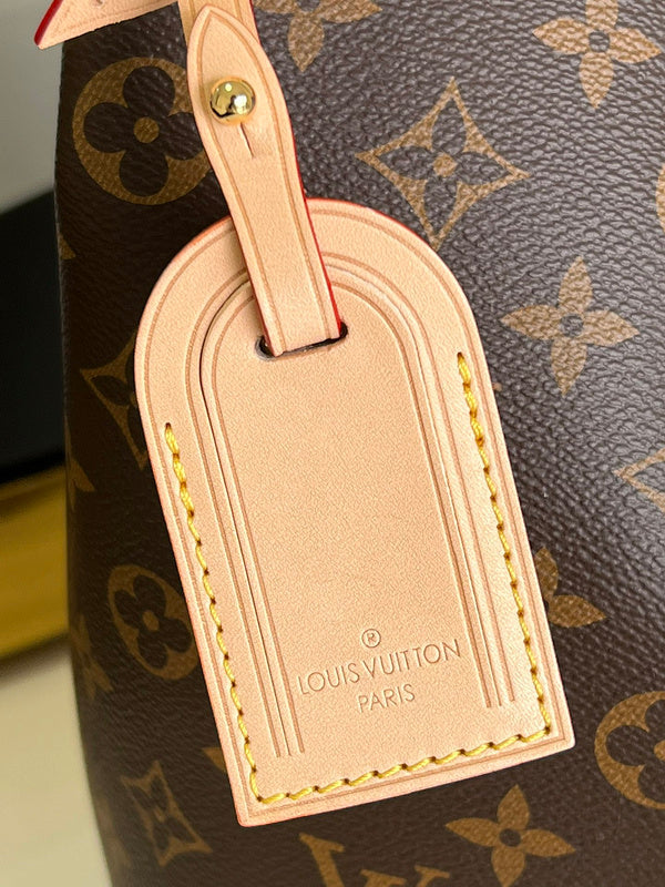 I W Fashion Lu-Vi bags - 17305